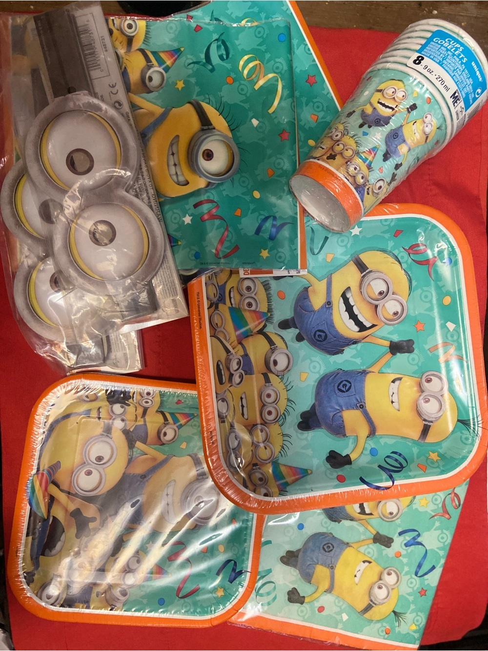 Minions Party Paper Plates & Cups Set - Teal & Yellow